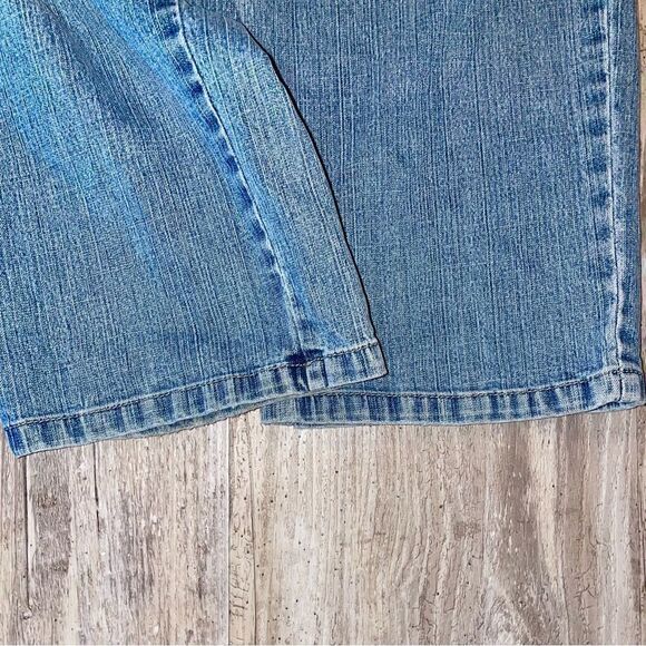 GLORIA VANDERBILT JEANS  - Picture 5 of 7
